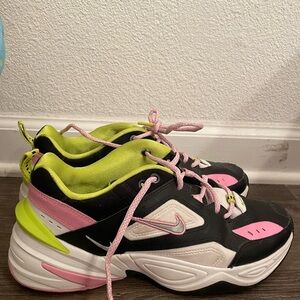 Nike Sneakers - Size 8 Women’s